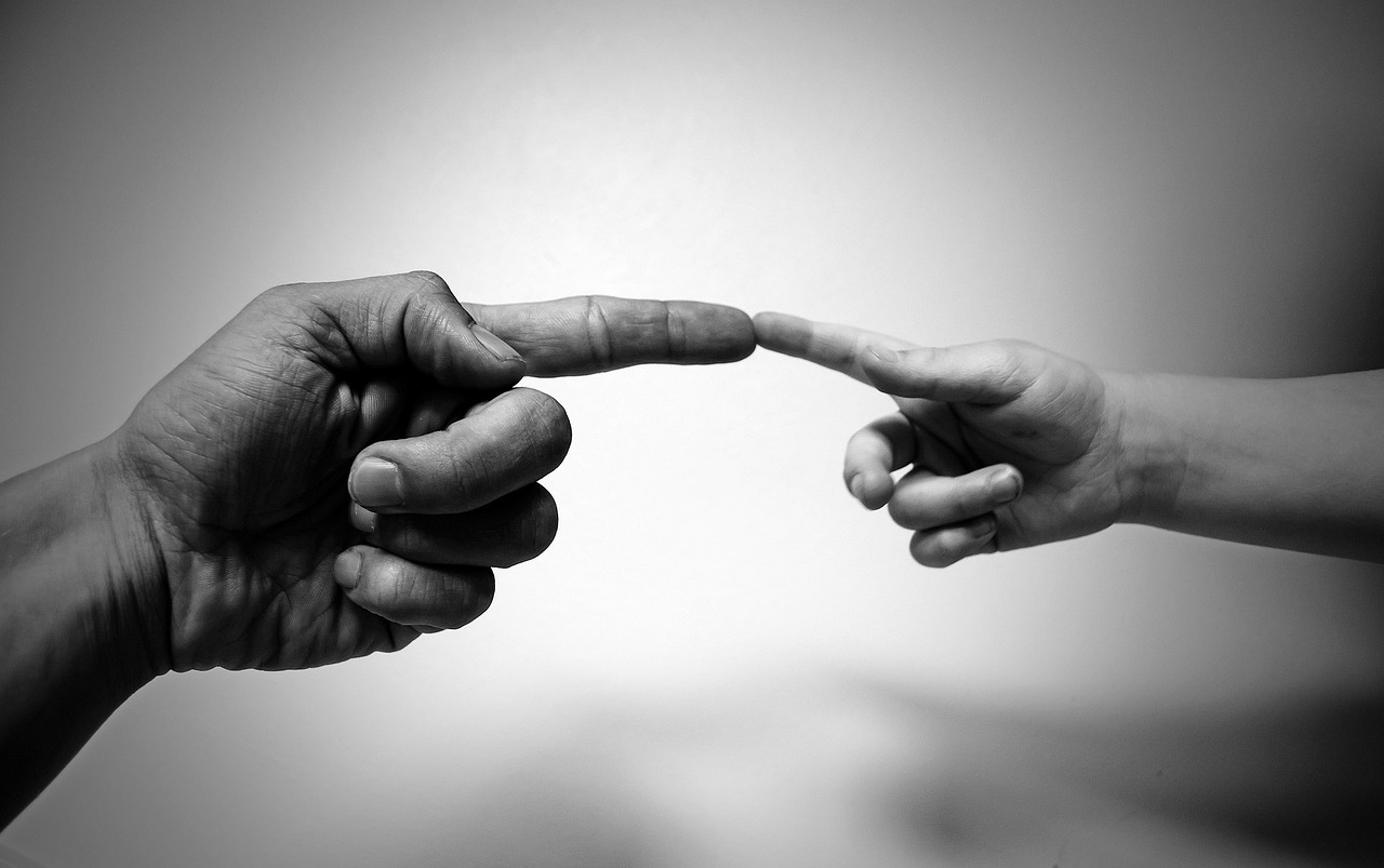 align-fingers-ge90951a3d_1280 Bild von PublicDomainPictures